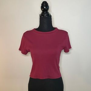 Cropped maroon red t-shirt from H&M in a size large.